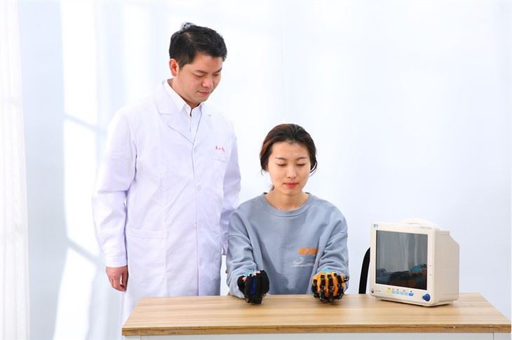 Aider Stroke Rehabilitation Gloves